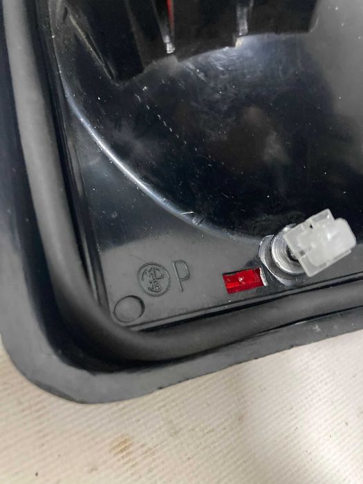 LAMPA tylna prawa FIAT 126p FL + kostki mocowania
