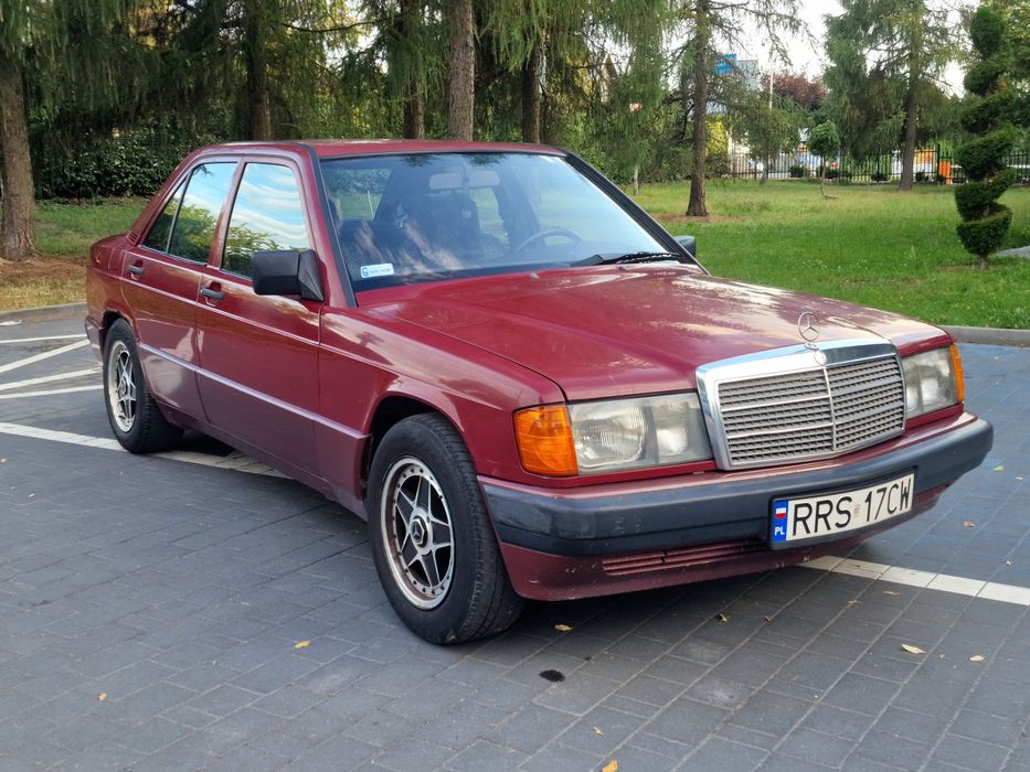 Mercedes-Benz 190 1,8 Benzyna Automat Hak !