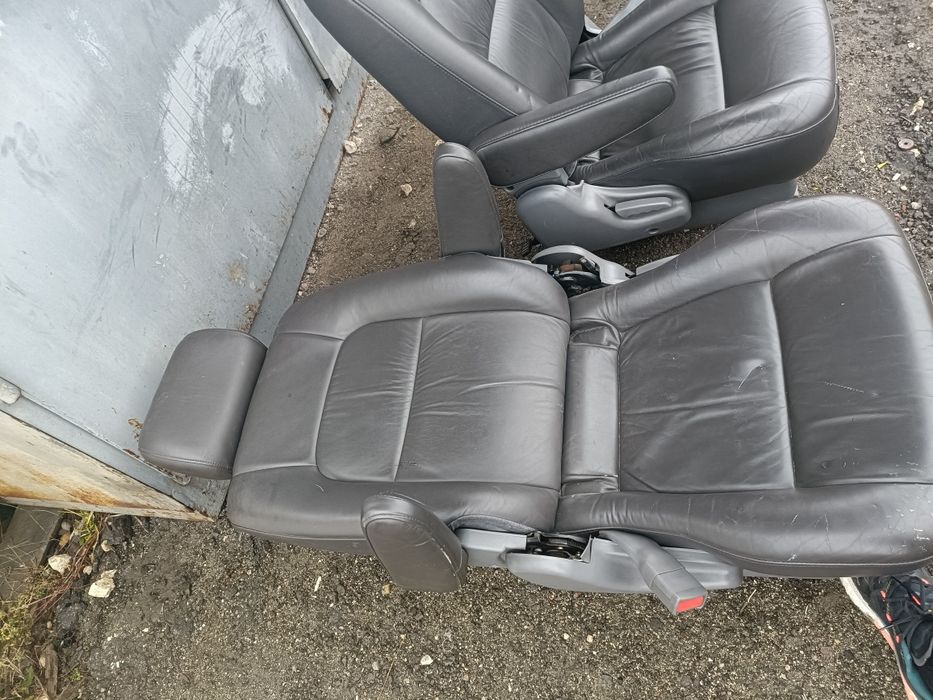 Сидіння сідушки Кіа карнавал