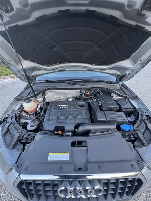 Audi Q3 TDI 2013 - APENAS 133000KM