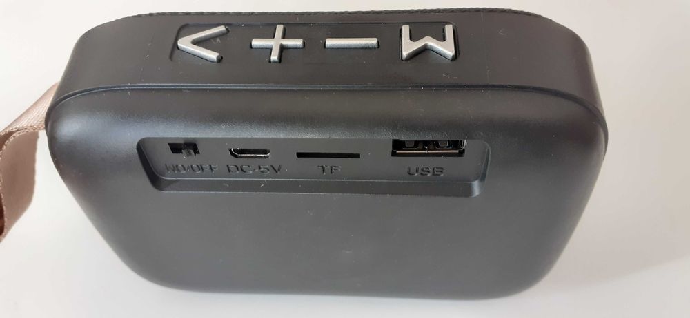 Coluna bluetooth + leitor cartões + rádio FM