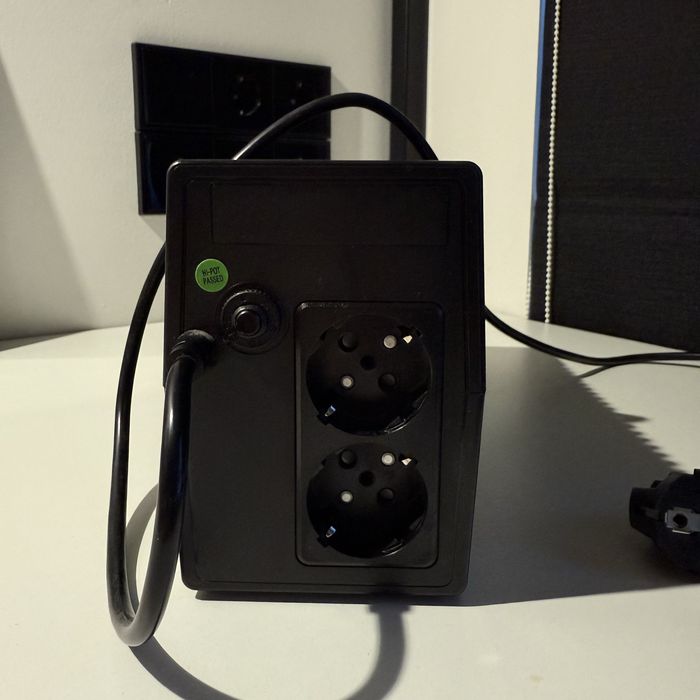 Trust Paxxon 800VA UPS с двумя розетками