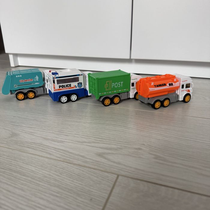 Набір машинок Лот