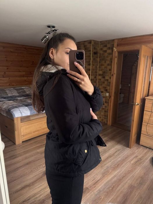 Парка жіноча, р. S