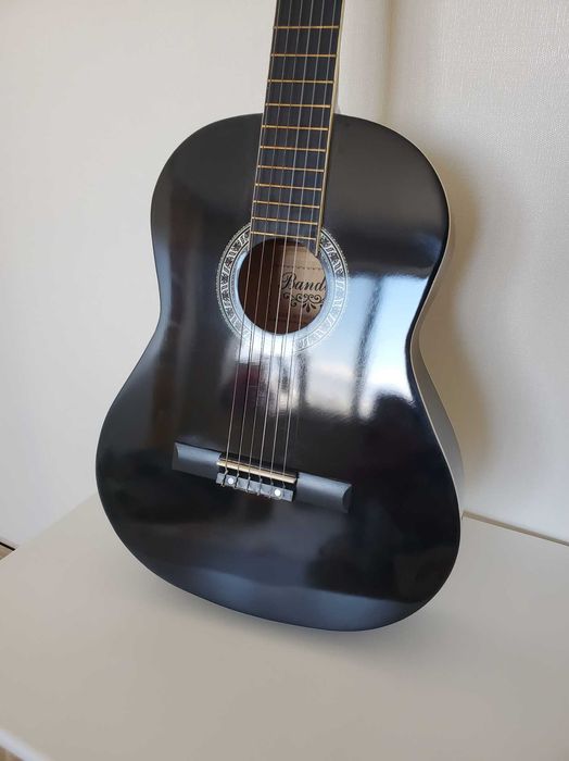 класична гітара для починаючих в музичну школу нейлон струни