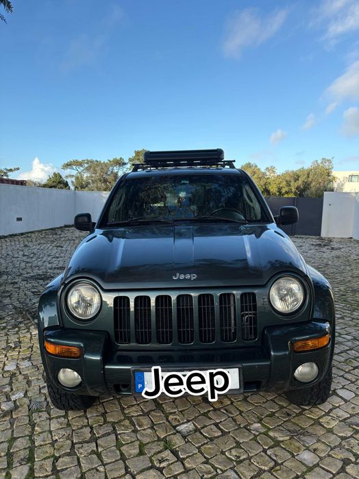 Jeep Cherokee Liberty (KJ) 2.5 CRD Limited Edition