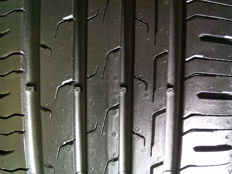 Opony 215/55/17 Continental EcoContact6 4szt.2024r. DEMO