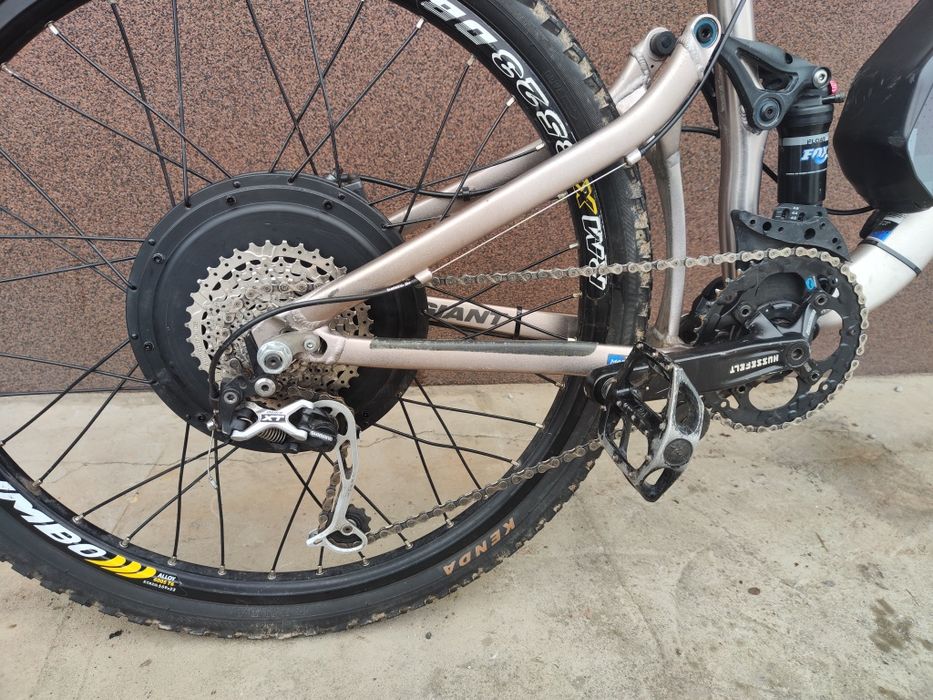 Rower elektryczny  Mg volt Giant Trance Full MXUS
30H, 17Ah 48v