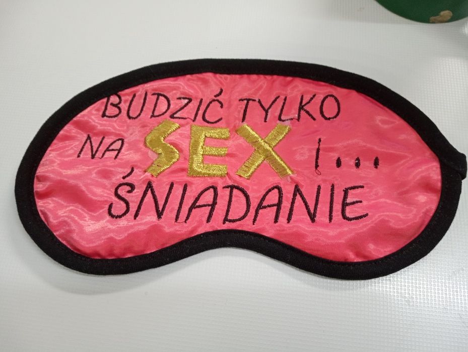Haftowana opaska na oczy
