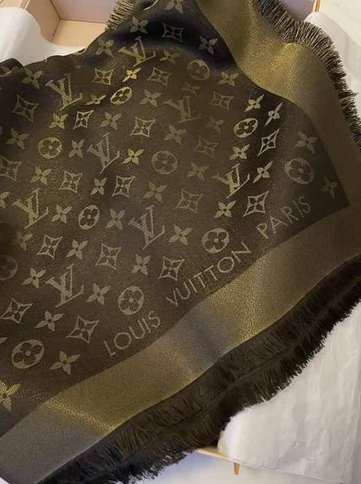 Lenço Louis Vuitton