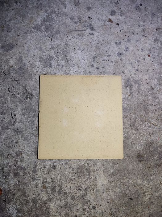 Płytka ceramiczna na zewnątrz glazura około 3 metry