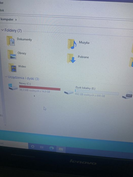 Laptop sprawny lenovo