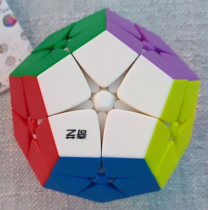 Kostka logiczna MegaMinx 2x2 SpeedCube