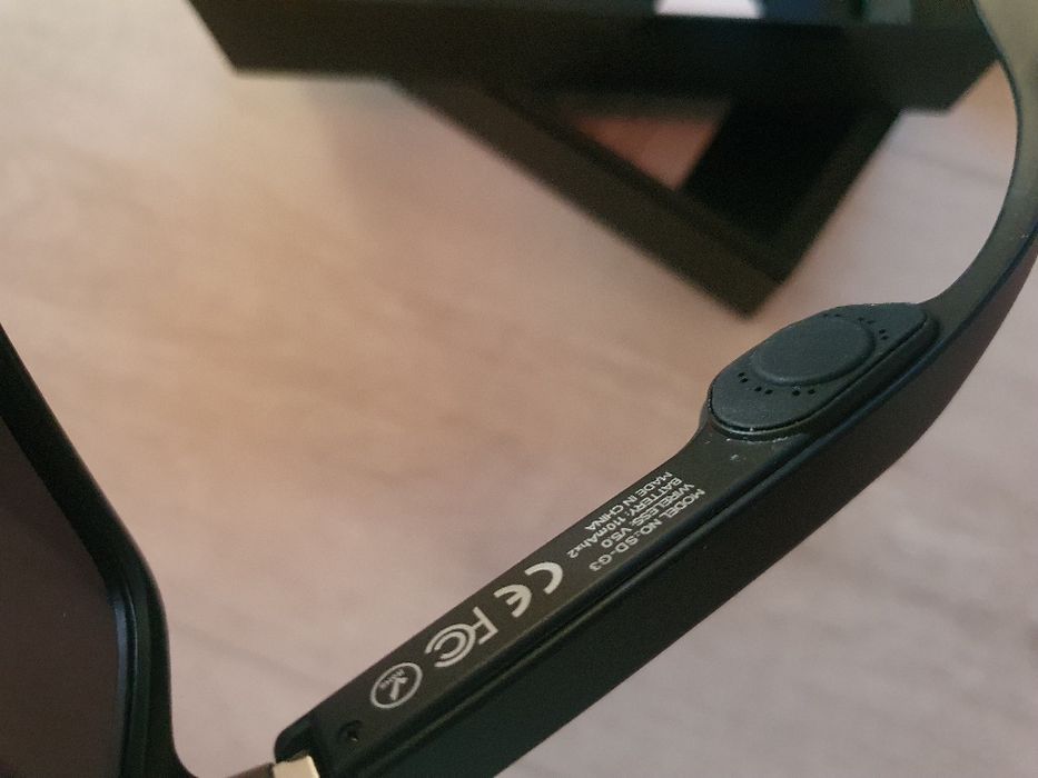 Bezprzewodowe okulary przeciwsłoneczne