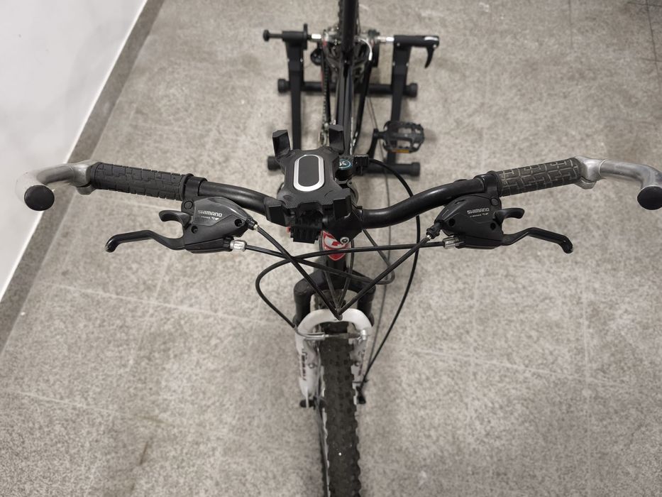 Vemdo Rolo marca B”TWIN modelo IN”RIDE e bicicleta