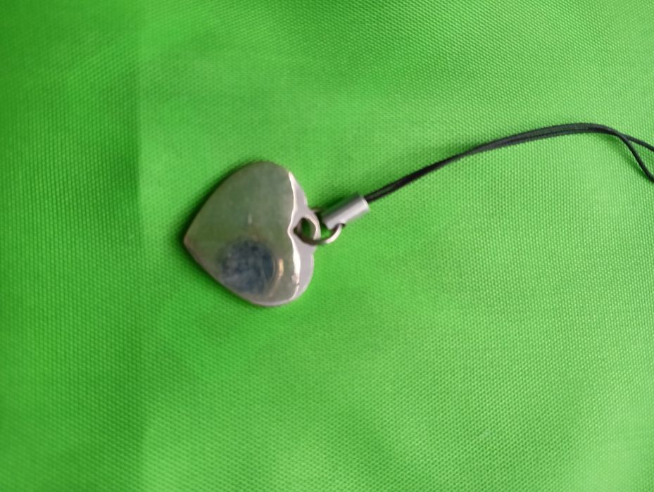 Zawieszka do telefonu 'Serce'