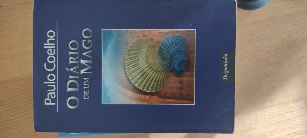 Livros vários em muito bom estado