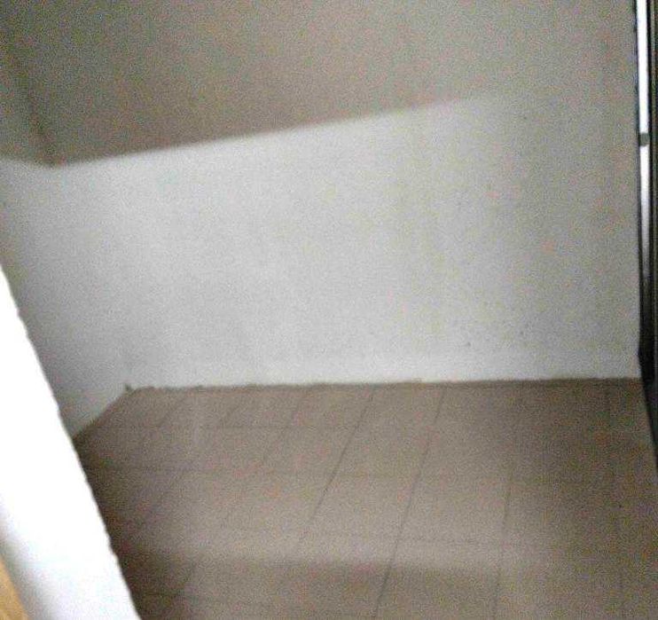 Arrecadação com 4 m2 em Monte Abraão