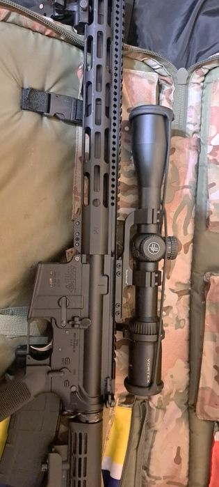 Приціл vortex 4-16 ×44. FFP