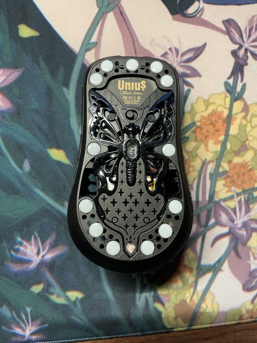 Unius Black Lotus