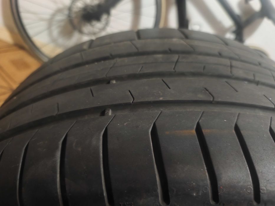 Vendo pneus pirelli P0 90% piso 265 35 20