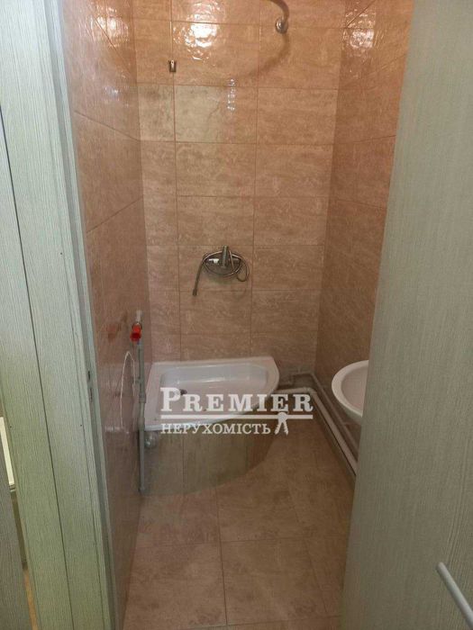 Продам квартиру з ремонтом на Бочарова