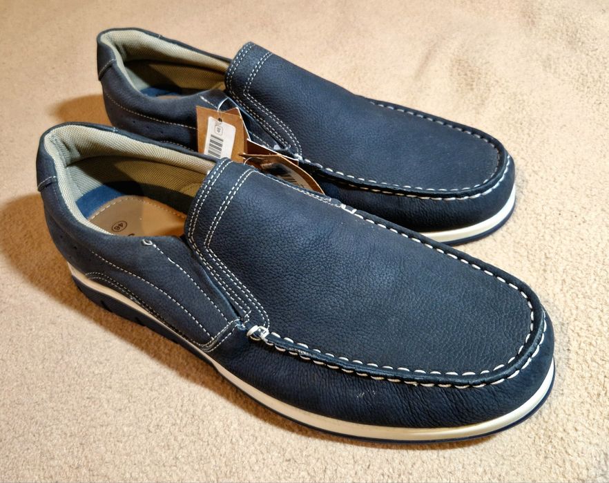 Sapatos  novos   pele natural n 45 -45.5