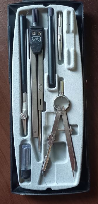 набор для черчения