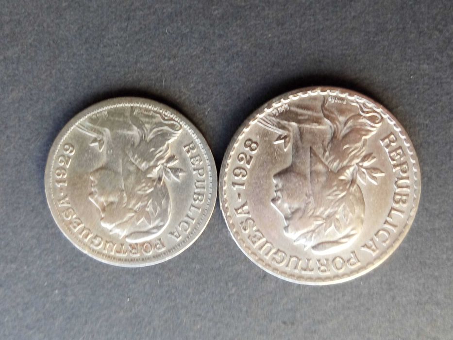 2 moedas de $50 e 1$00 alpaca dos anos de 1929 e 1928 bem conservadas