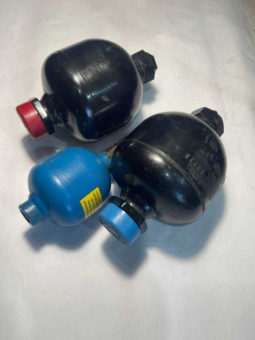 Гидроаккумулятор масляный. Зарядка гидроаккумуляторов.