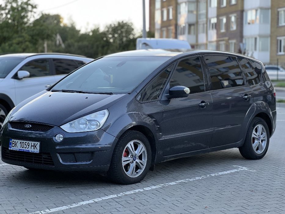 продаж автомобілі