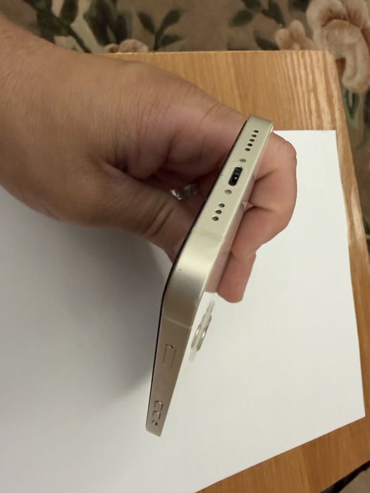 Apple iPhone 13 128 ГБ(Starlight)