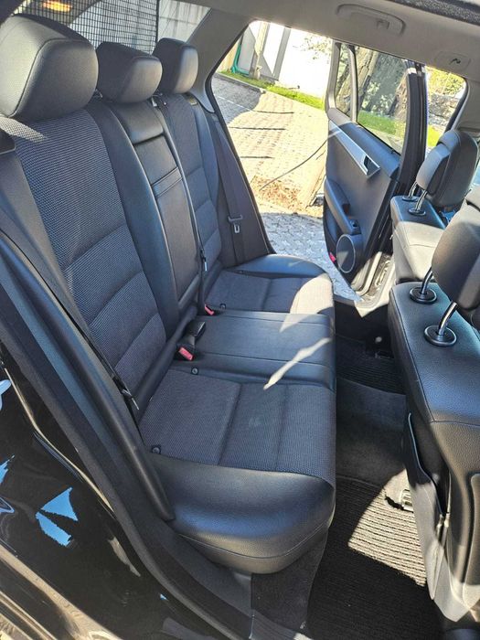 Mercedes 220 AVANGARDE com kit AMG