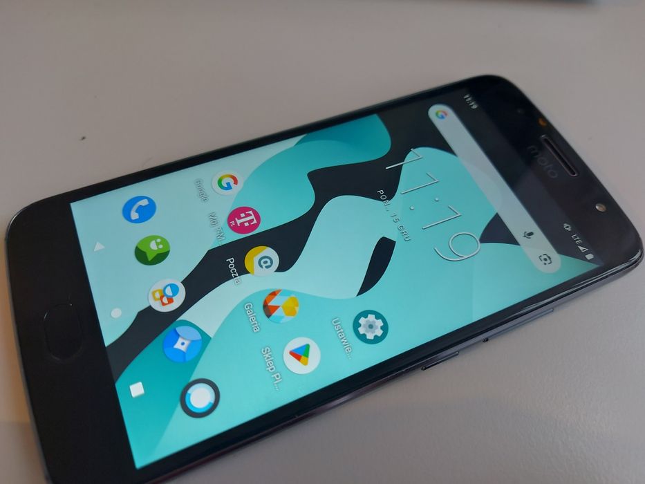 Motorola Gs5 wgrany Android 10, ekran cały, sprawny