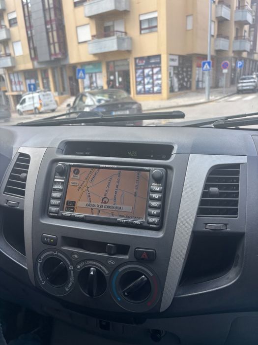 Toyota Hilux 3.0 D-4D Tracker — Cabine Dupla 4x4