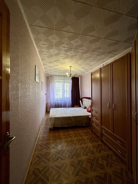 Продам 2к площа Новокодацька жм Червоний Камінь