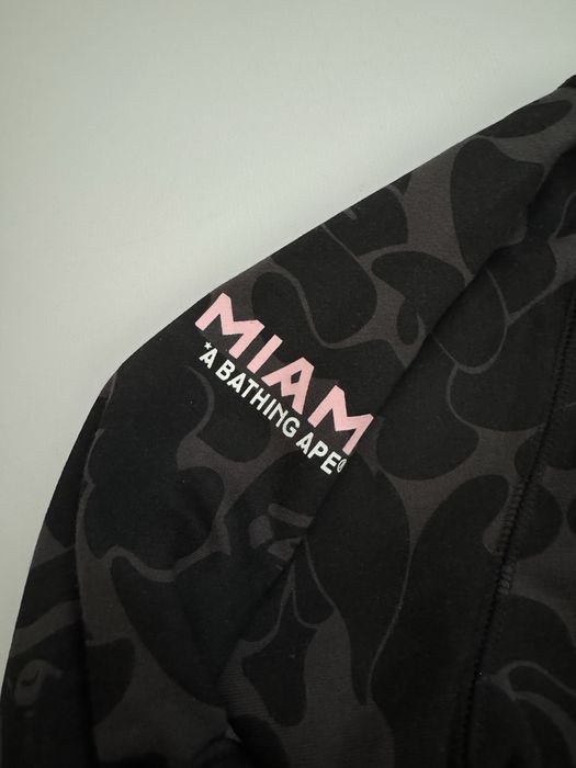Худі bape inter miami в чорному та білому кольорах