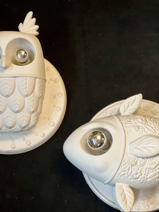 Candeeiro da marca karman - coruja e peixe