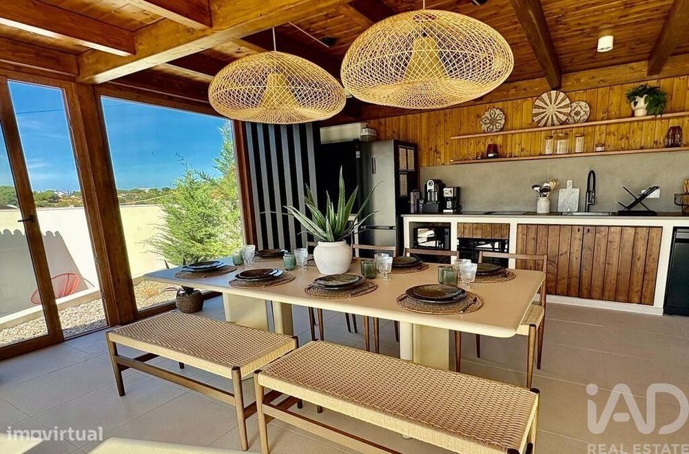 Casa / Villa T4 em Lagoa e Carvoeiro