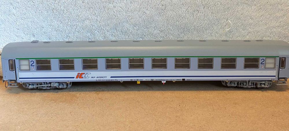 Wagon pasażerski Robo 222220 H0 PKP