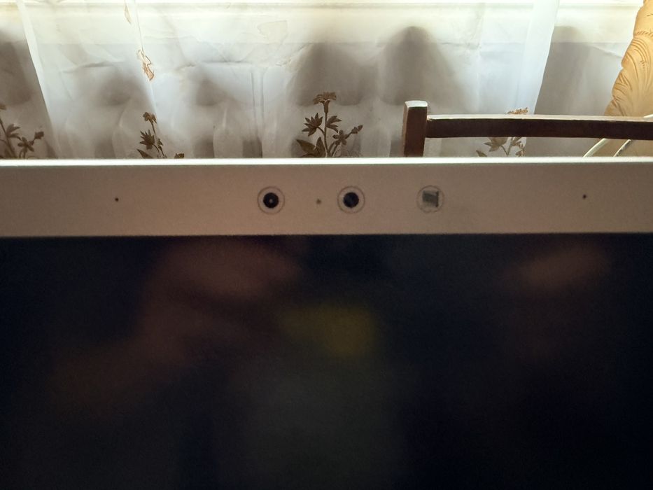 Lenovo Z51-70 I5 5200u 8GB SSD Face id