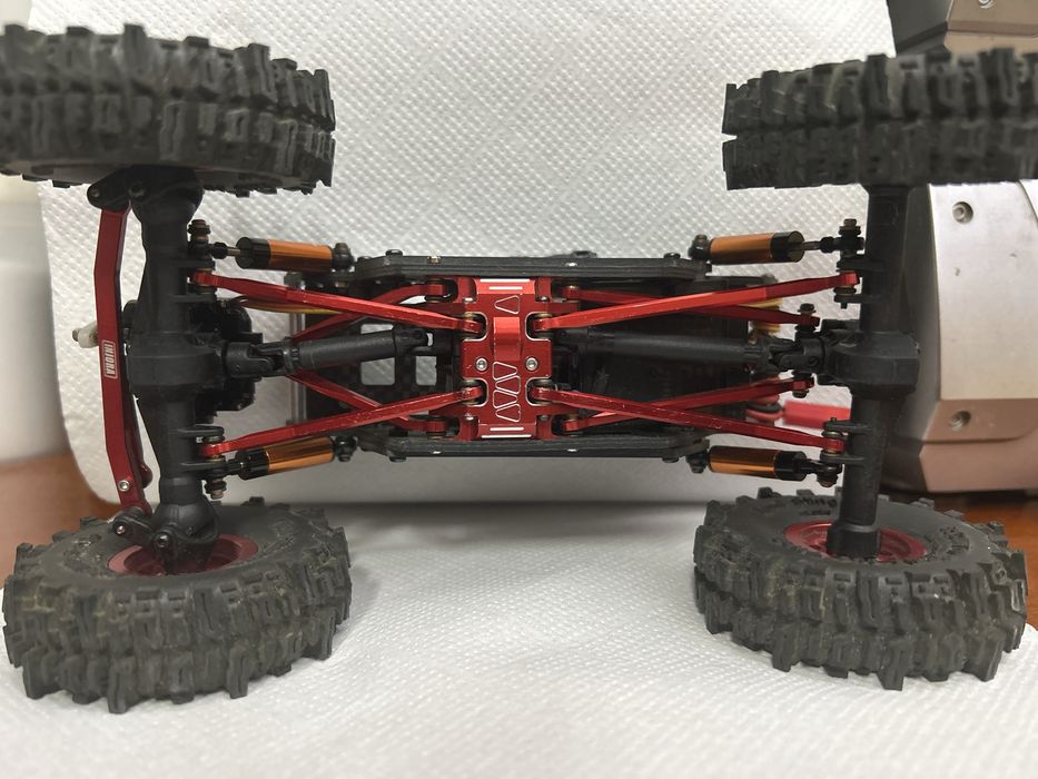 Axial SCX 24 com upgrades