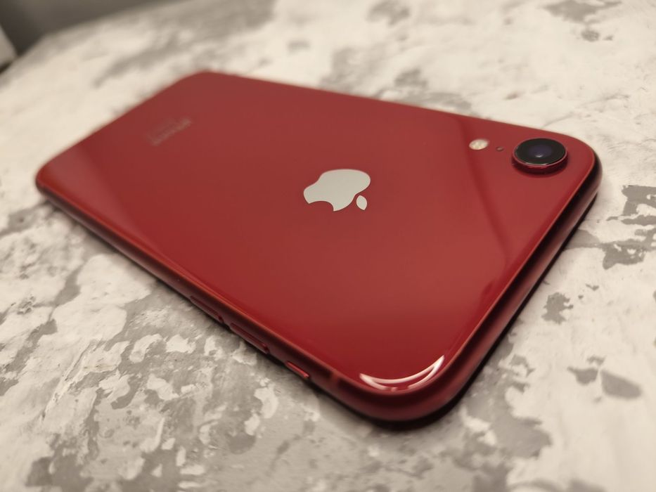 iPhone XR 64 GB  RED