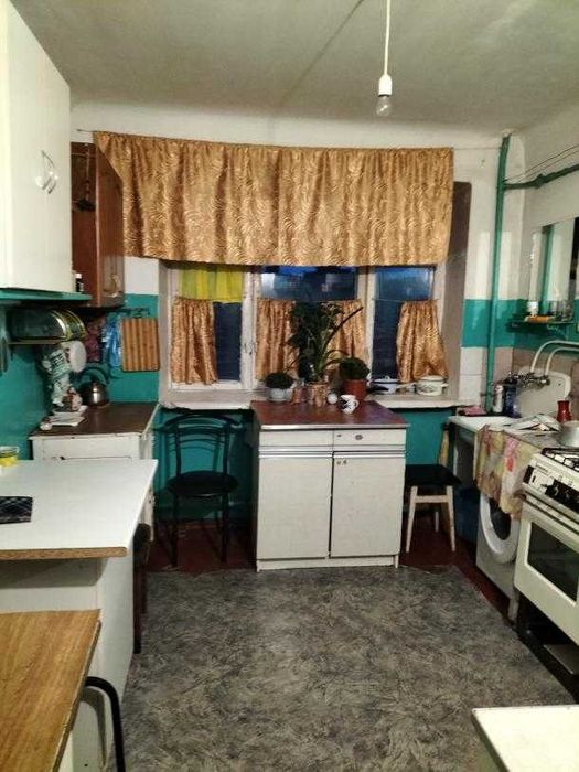 Продам комнату на Павловом Поле, рядом с метро Ботанический сад.