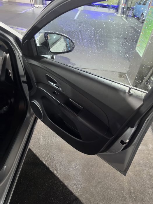 Chevrolet Cruze Sport 1.7 diesel - 130cv