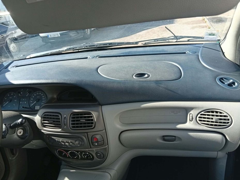 Renault Scenic 1.4 i ano , 2000  ,170 mil reis