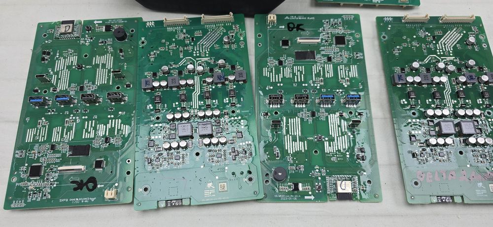 Передня плата для ECOFLOW DELTA 2 max