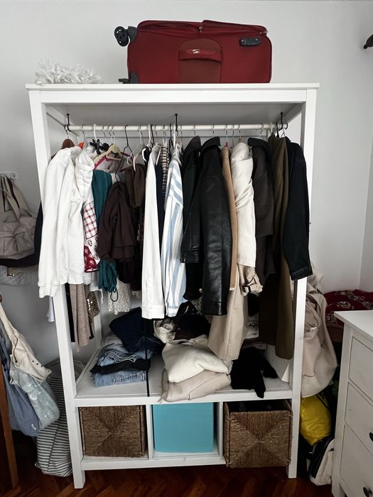 Roupeiro aberto Hemnes ikea