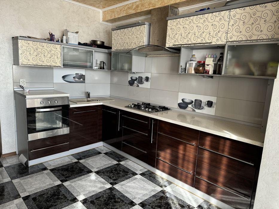 Продається кухня з технікою