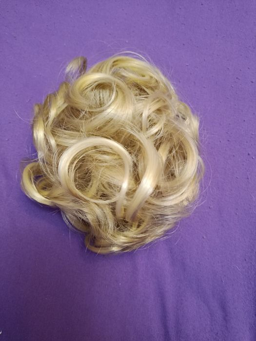 Заколки жіночі для волосся